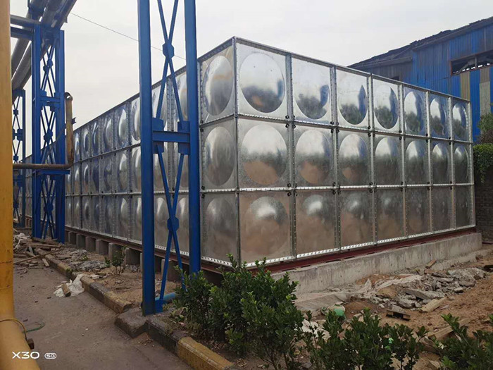 鍍鋅水箱的生產(chǎn)及應(yīng)用具有哪些突出特點？