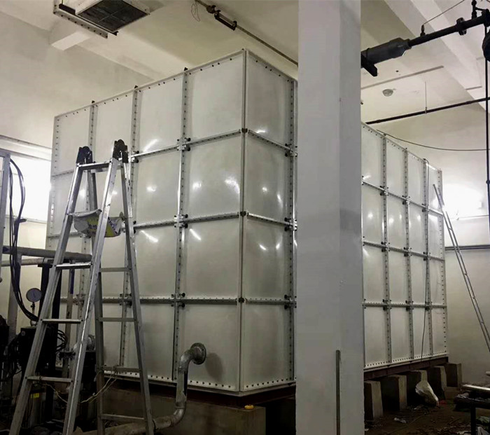 搬運(yùn)玻璃鋼水箱時(shí)要注意什么？