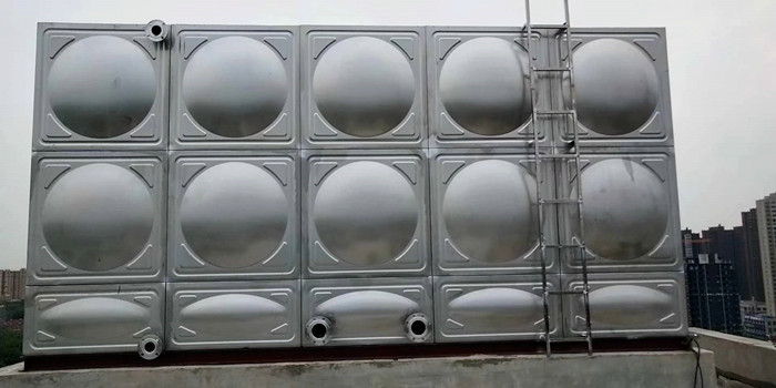 不銹鋼水箱加工切割時需要注意哪些問題?