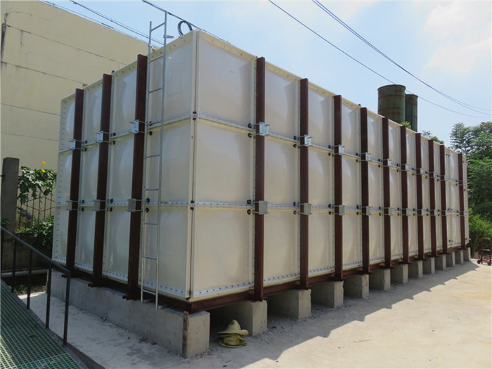 玻璃鋼水箱怎樣設(shè)置內(nèi)部支撐