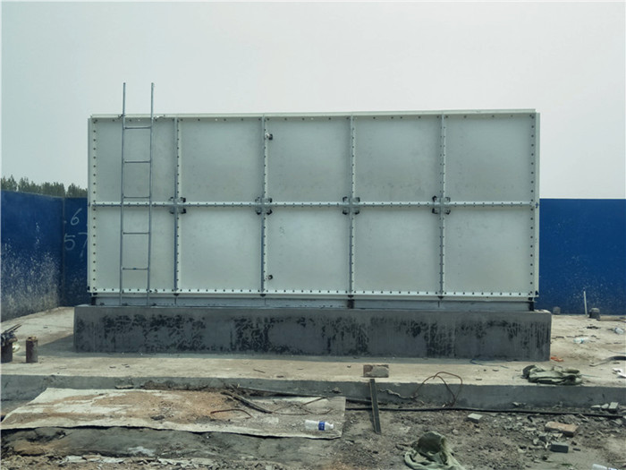 玻璃鋼水箱的可塑性表現(xiàn)在哪些地方?