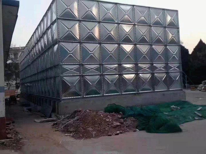 怎樣才能使鍍鋅水箱的使用質量達標？