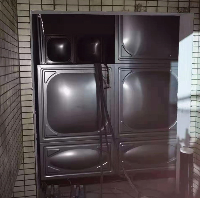 不銹鋼水箱長青苔了怎么回事？