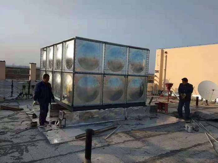 鍍鋅水箱工作結構特性展示